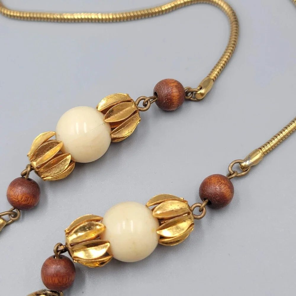 Vintage Long Station Wood Bead Necklace Snake Chain 34" Estate Costume Jewelry - Picture 6 of 8